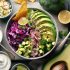 Salade Croquante au Chou et Avocat avec Purée de Légumes