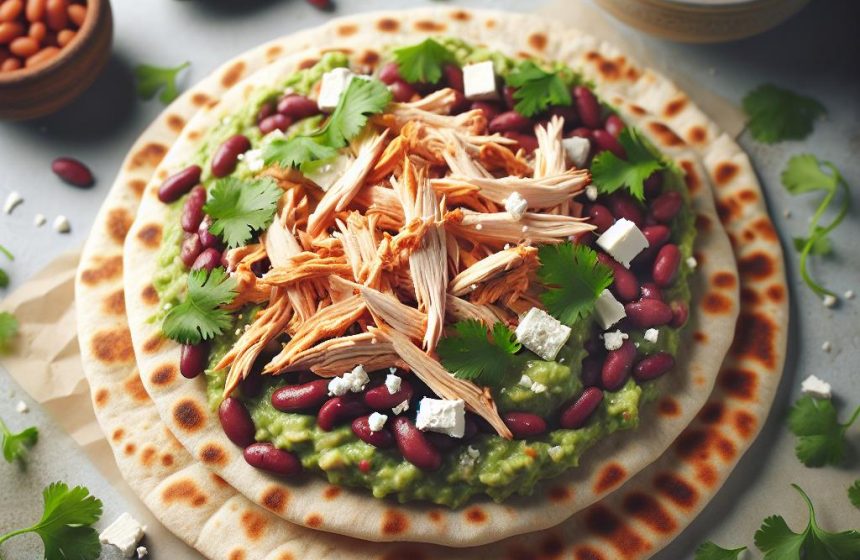 Mini Pain Pita au Poulet Effiloché et Haricots Rouges avec Guacamole et Feta