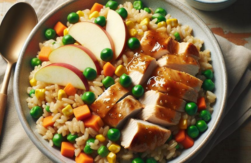 Riz Sauté au Poulet et Légumes avec Compote de Pommes